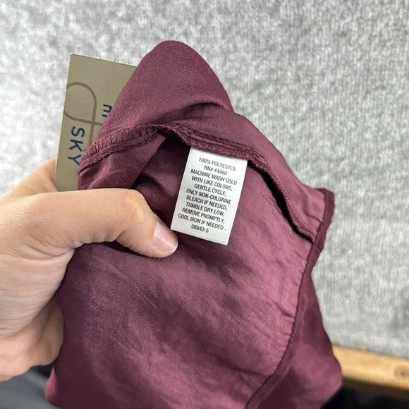 NWT Belle Sky Long Sleeve Cold Shoulder Purple Blouse Top Womens Size M Ruffles - Picture 11 of 11